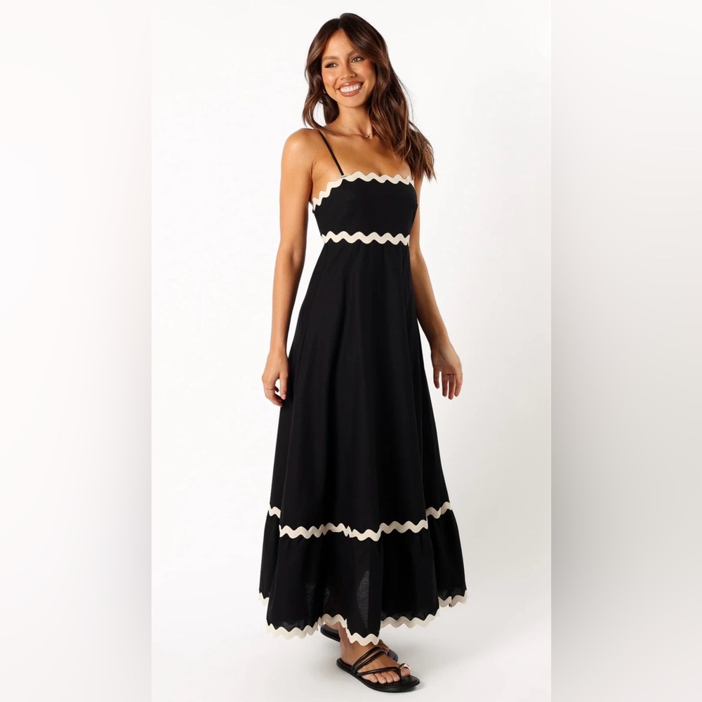 Petal & Pup Black and Cream Maxi Dress